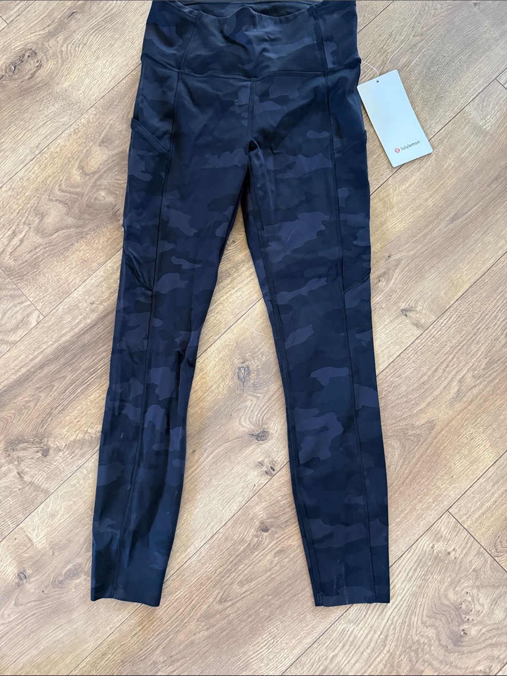 NWT Lululemon Black Camo fast and free  Leggings